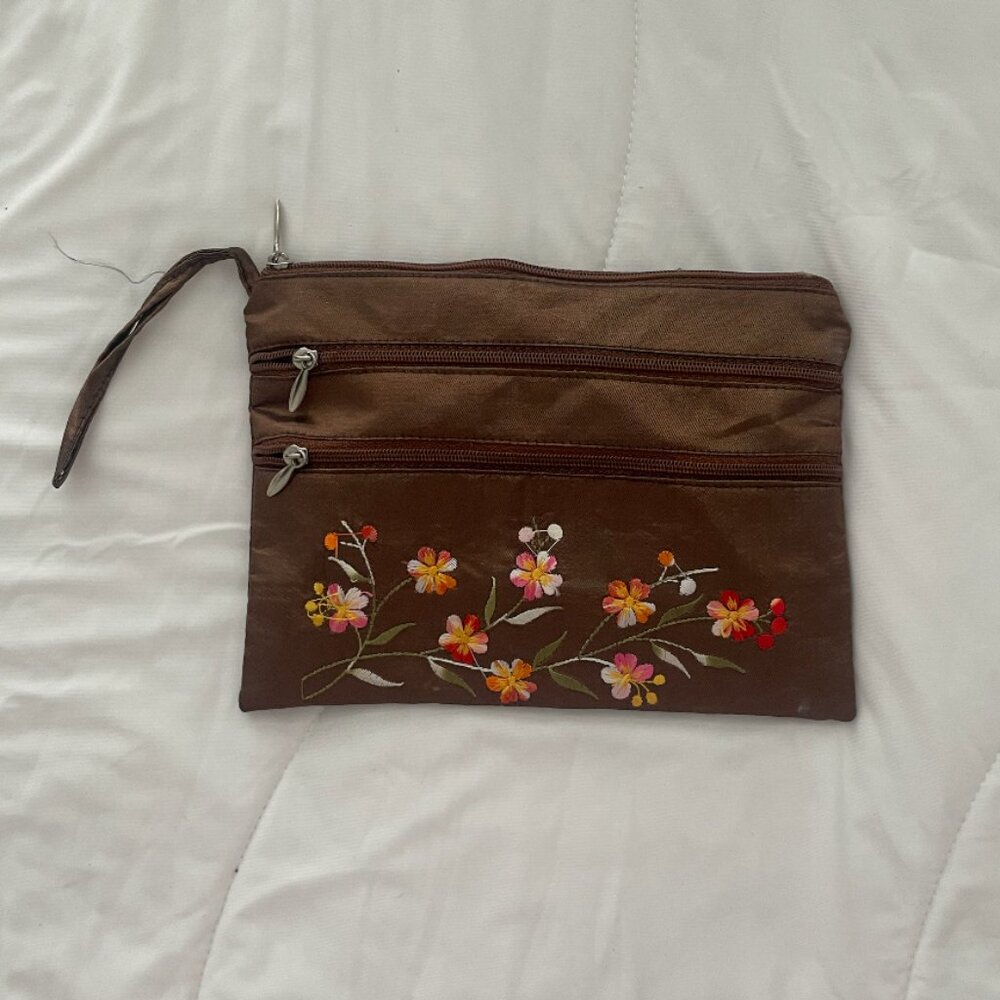 Vintage Floral Embroidered Hip Wristlet Wallet Bag Hipster Artsy Hippie Purse